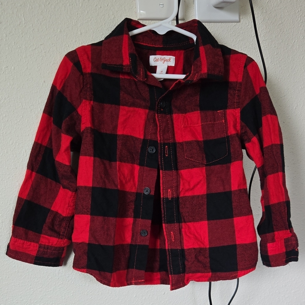 🎄Cat & Jack Kids Red and Black Checkered Shirt